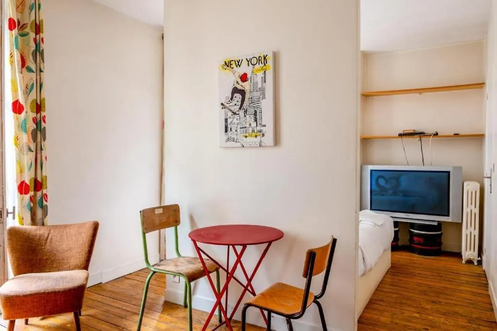 Kiez Hostel Paris Apartment