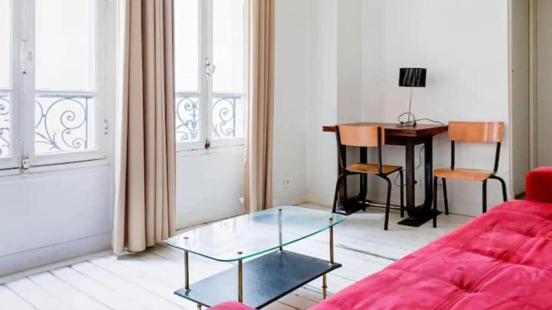 Apartment Kiez Hostel Paris France