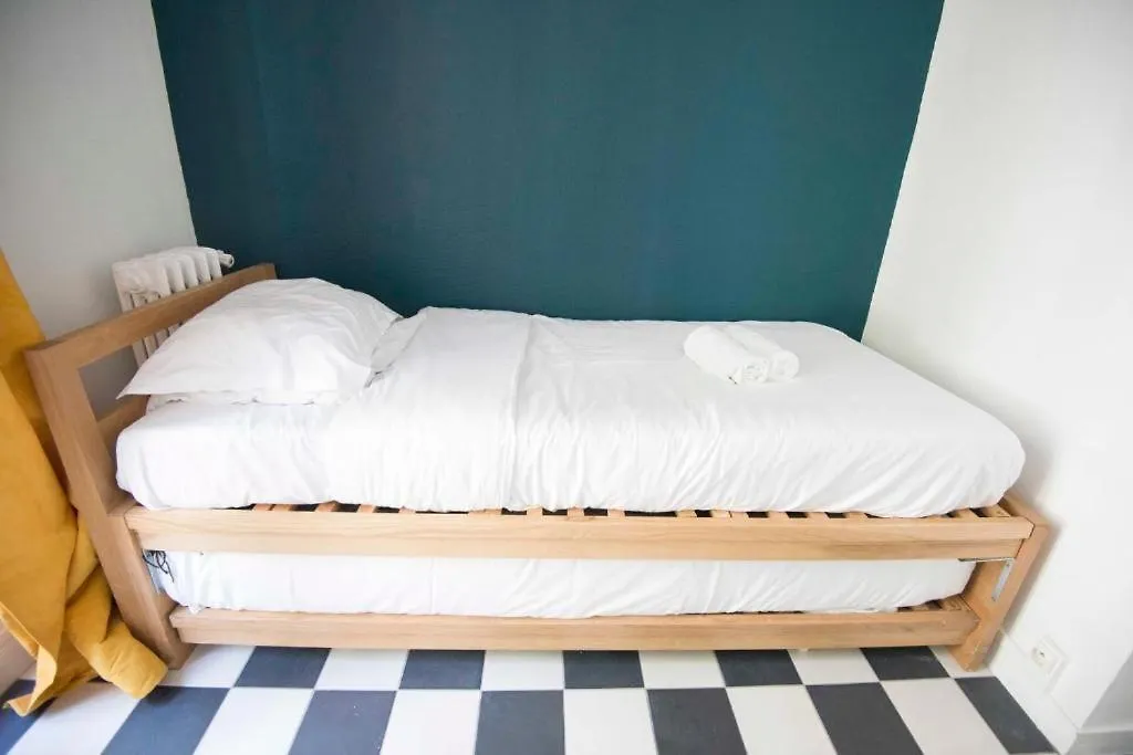 Kiez Hostel Paris 0*,  France