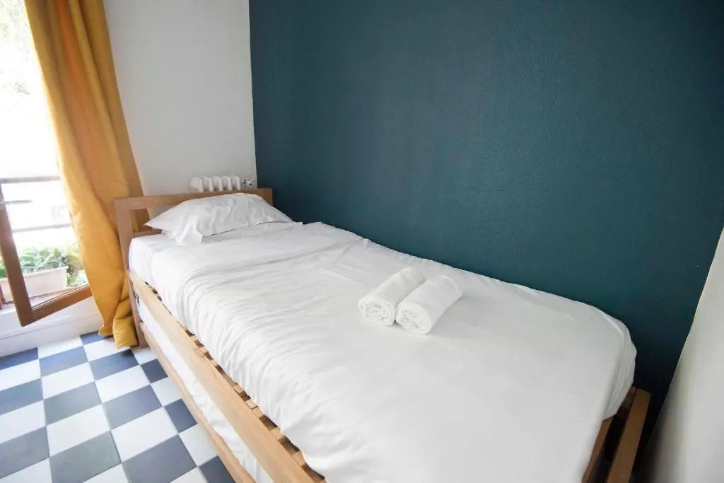 פריז Kiez Hostel דירה